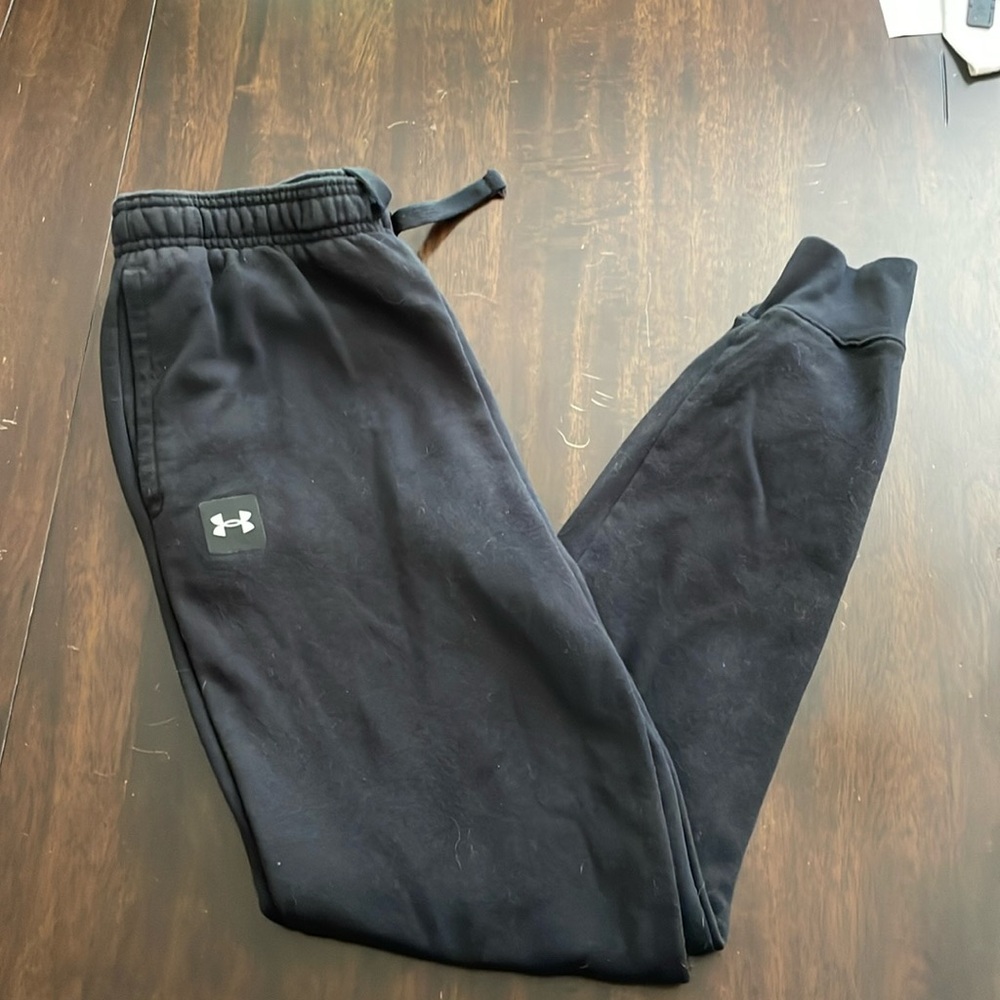 Under armor sweatpants EUC youth large